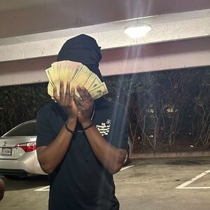 Meet your Posher, Booda